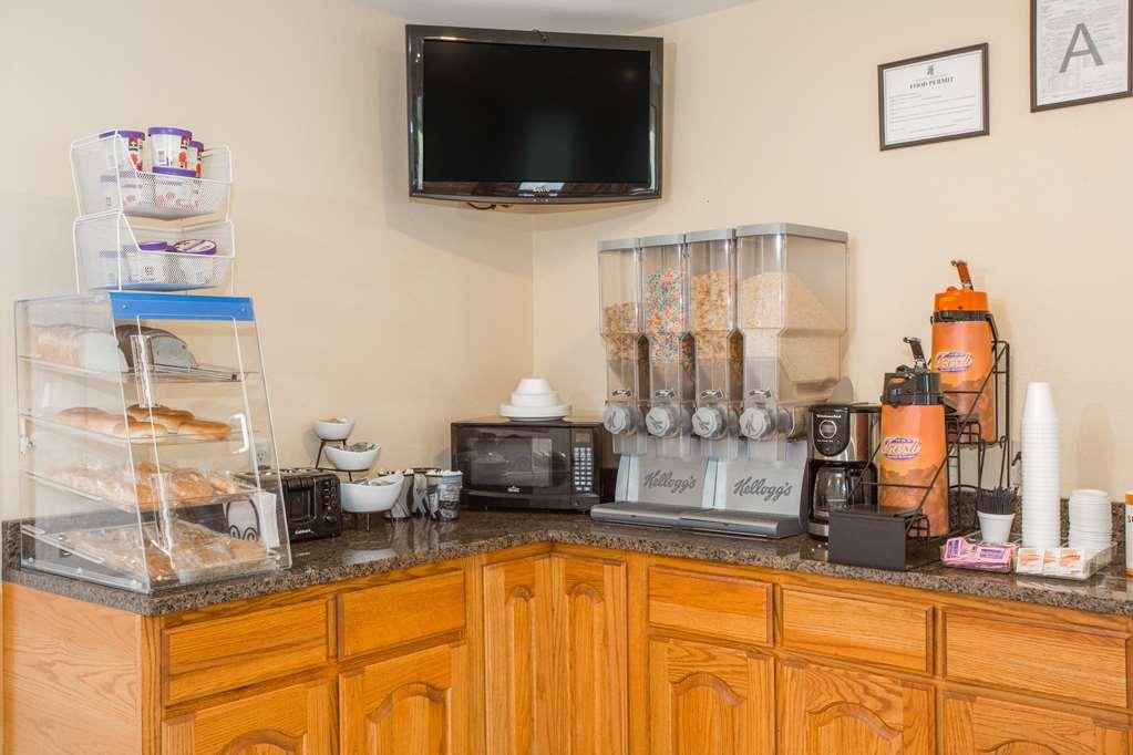 Knights Inn Grenada Restoran gambar