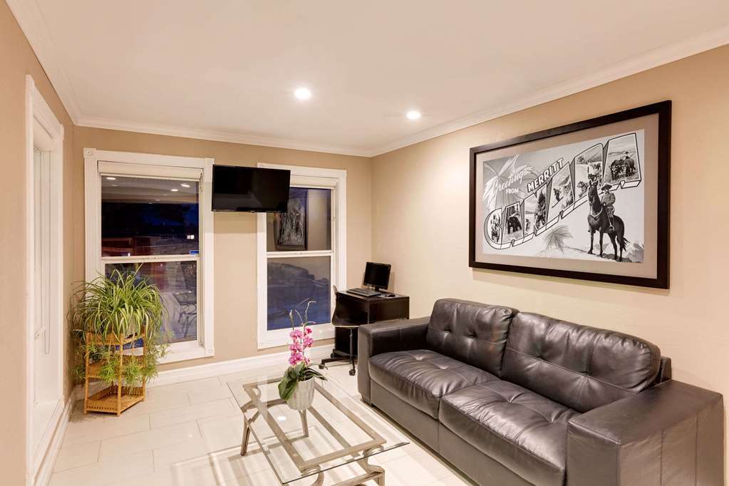 Knights Inn Grenada Dalaman gambar